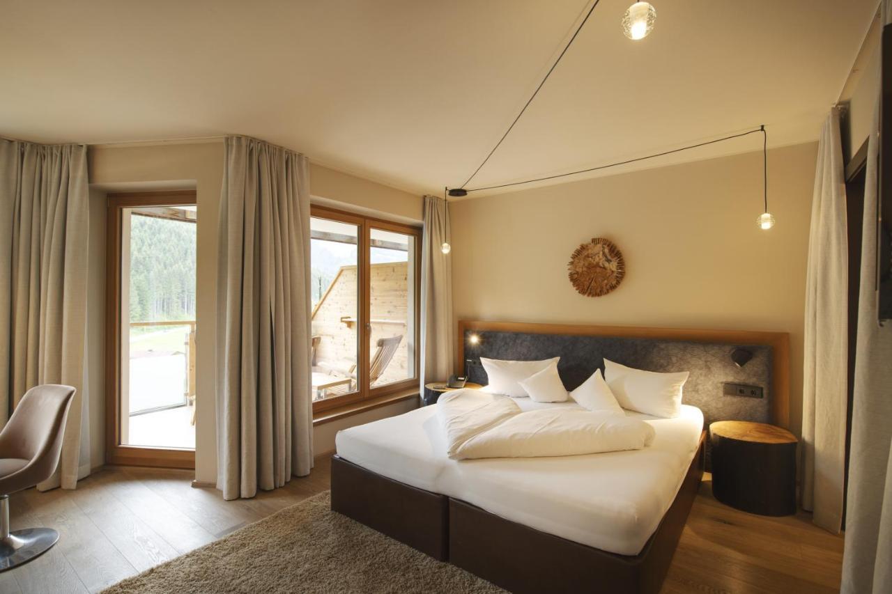 גרלוס Almhof Family Und Wellness Resort מראה חיצוני תמונה